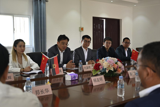 Delegation from Changde City Pays a Visit